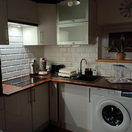 Apartament Pod Lasem Tenczynek エクステリア 写真
