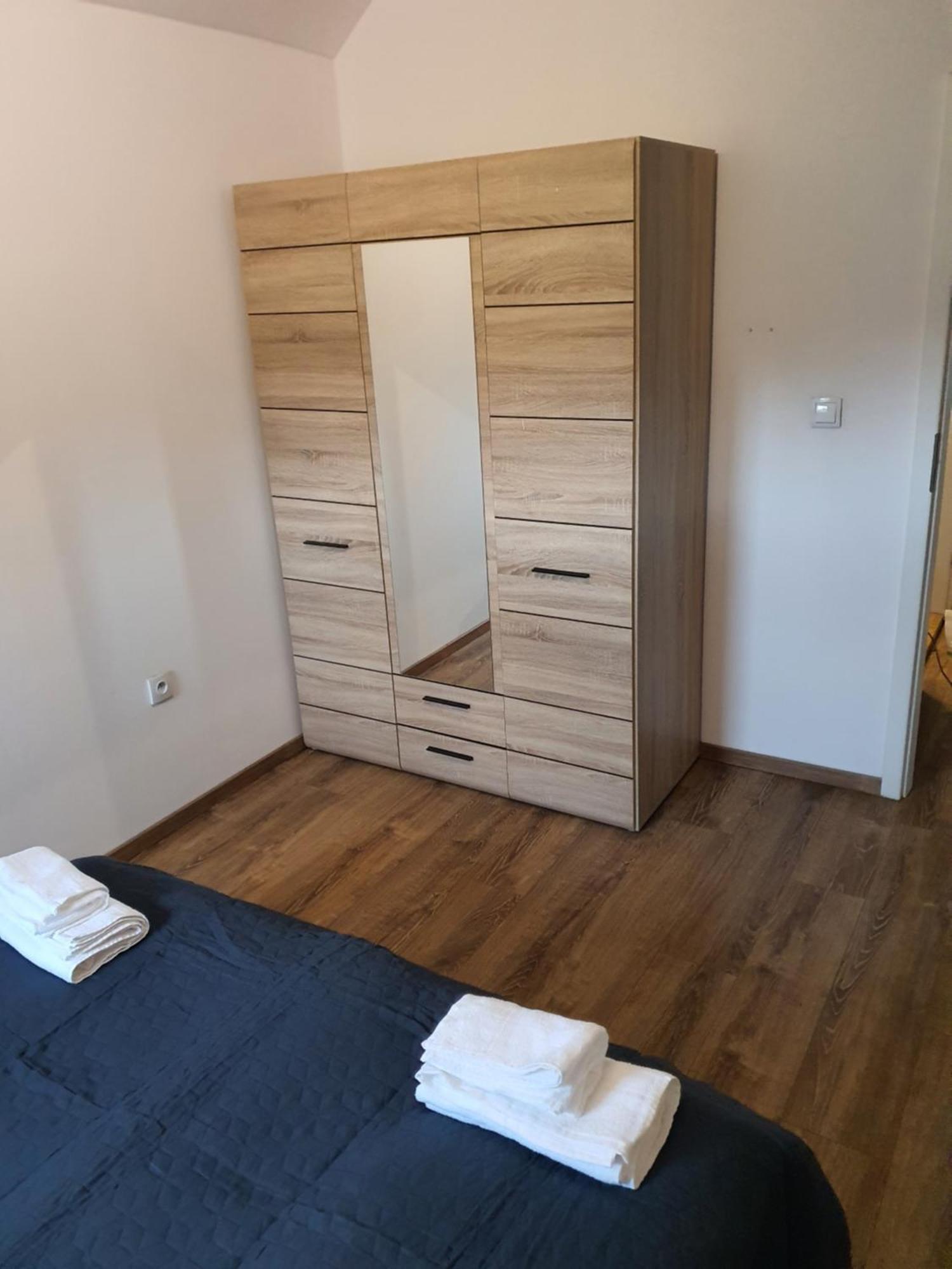 Apartament Pod Lasem Tenczynek エクステリア 写真