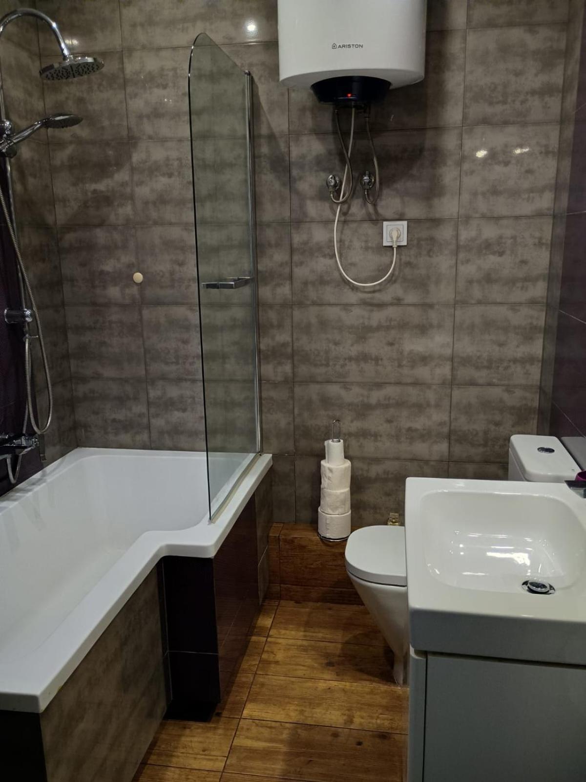Apartament Pod Lasem Tenczynek エクステリア 写真